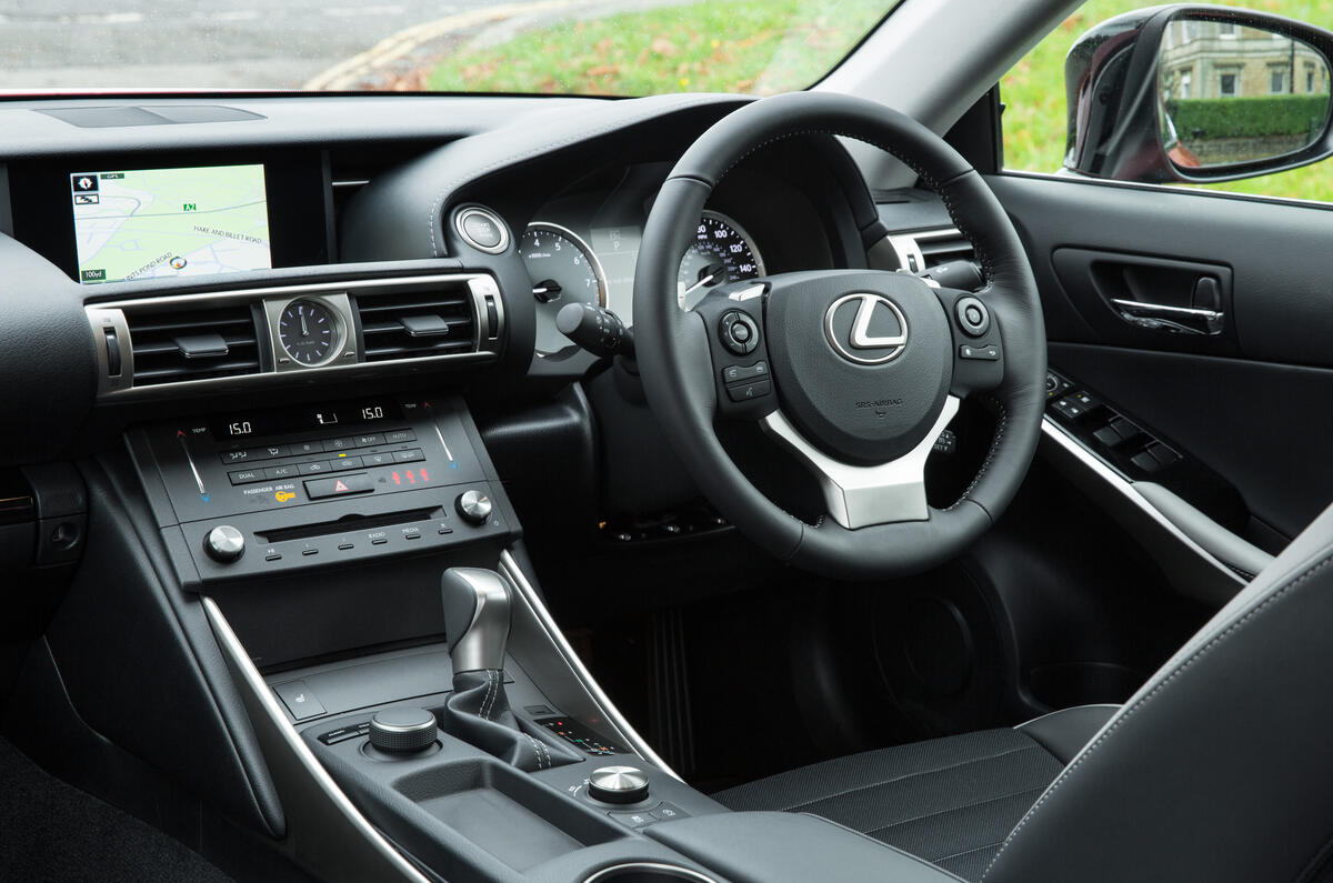 Lexus IS dashboard