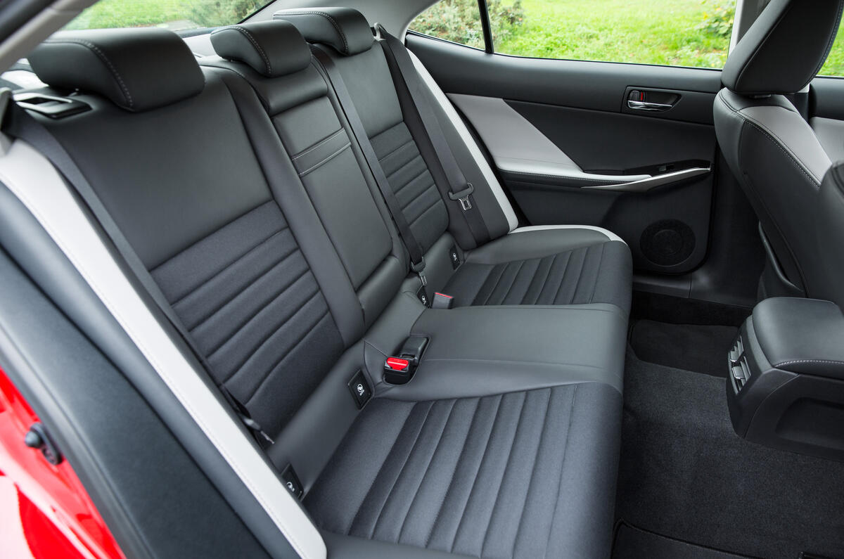 Lexus IS rear seats