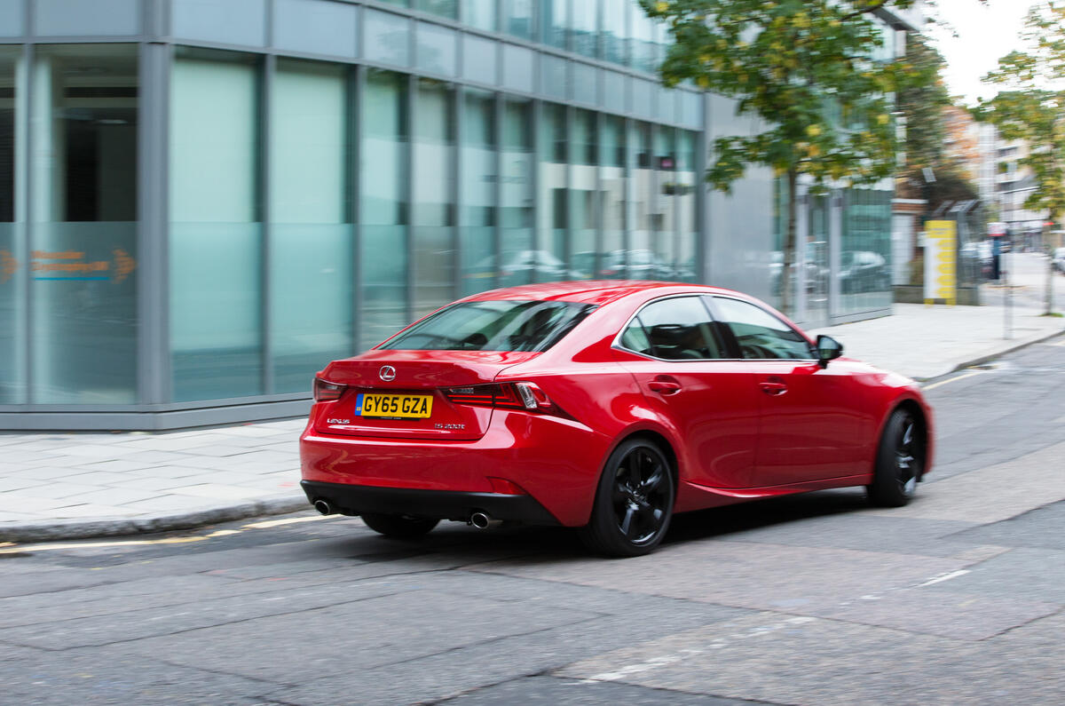 Lexus IS rear