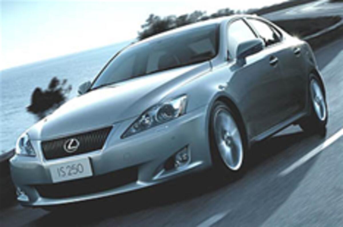 Leaked: new Lexus IS