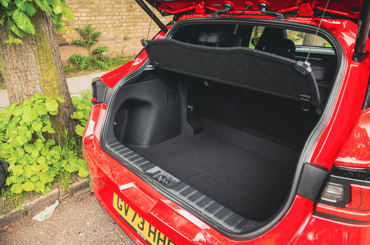 lexus lbx review 2024 21 boot