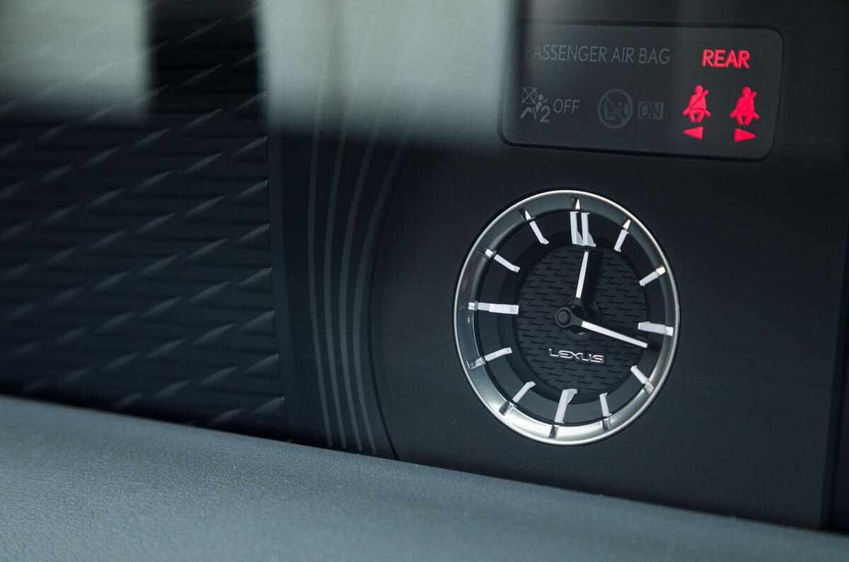 Lexus LC500 analogue clock