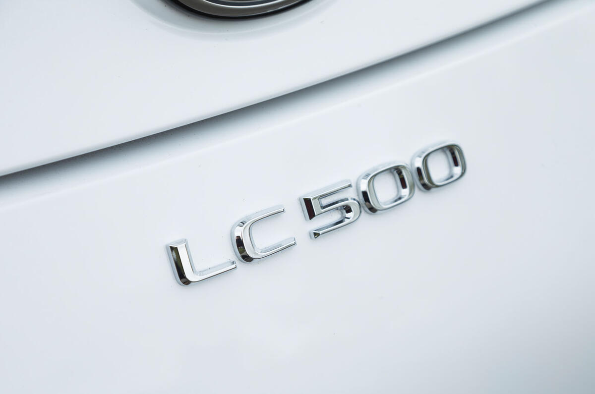 Lexus LC500 badging