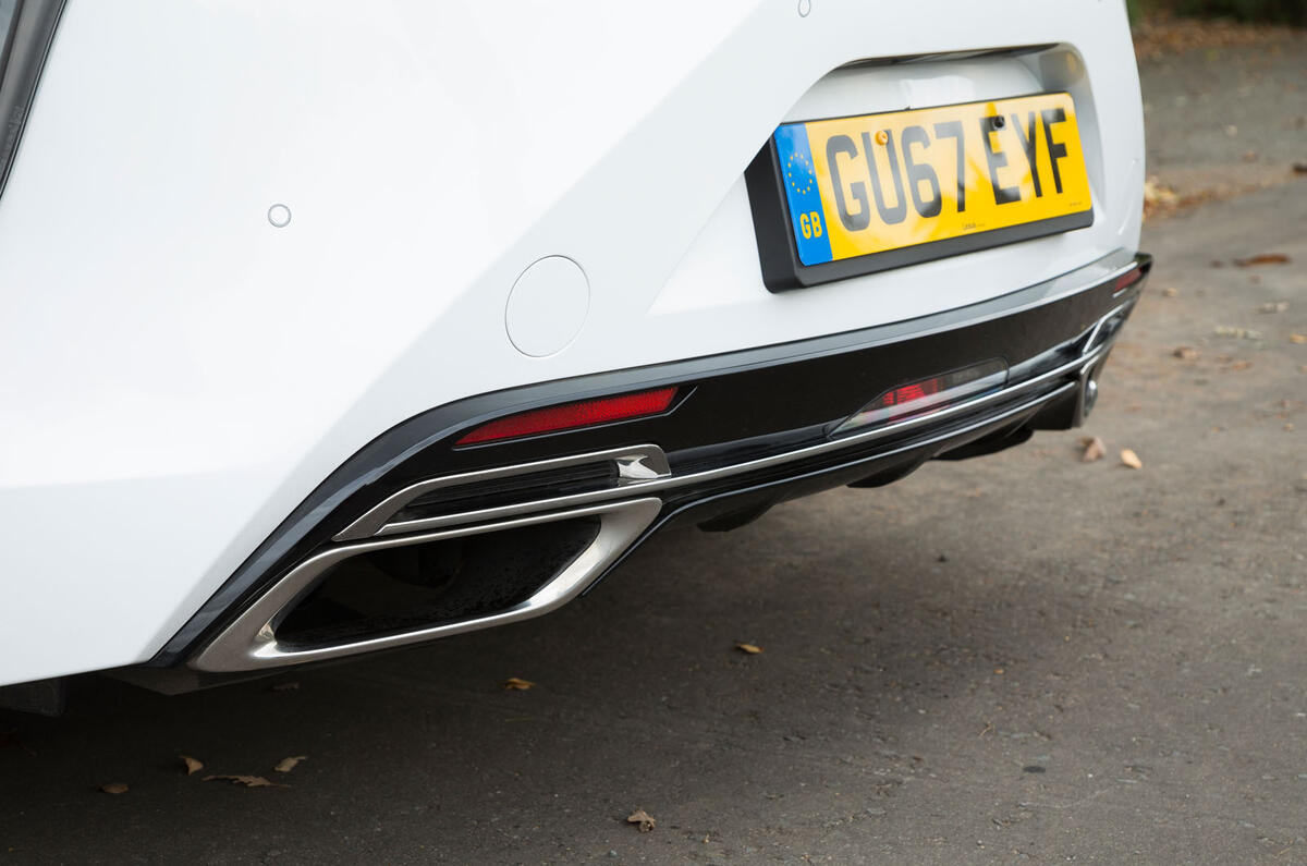 Lexus LC500 rear diffuser