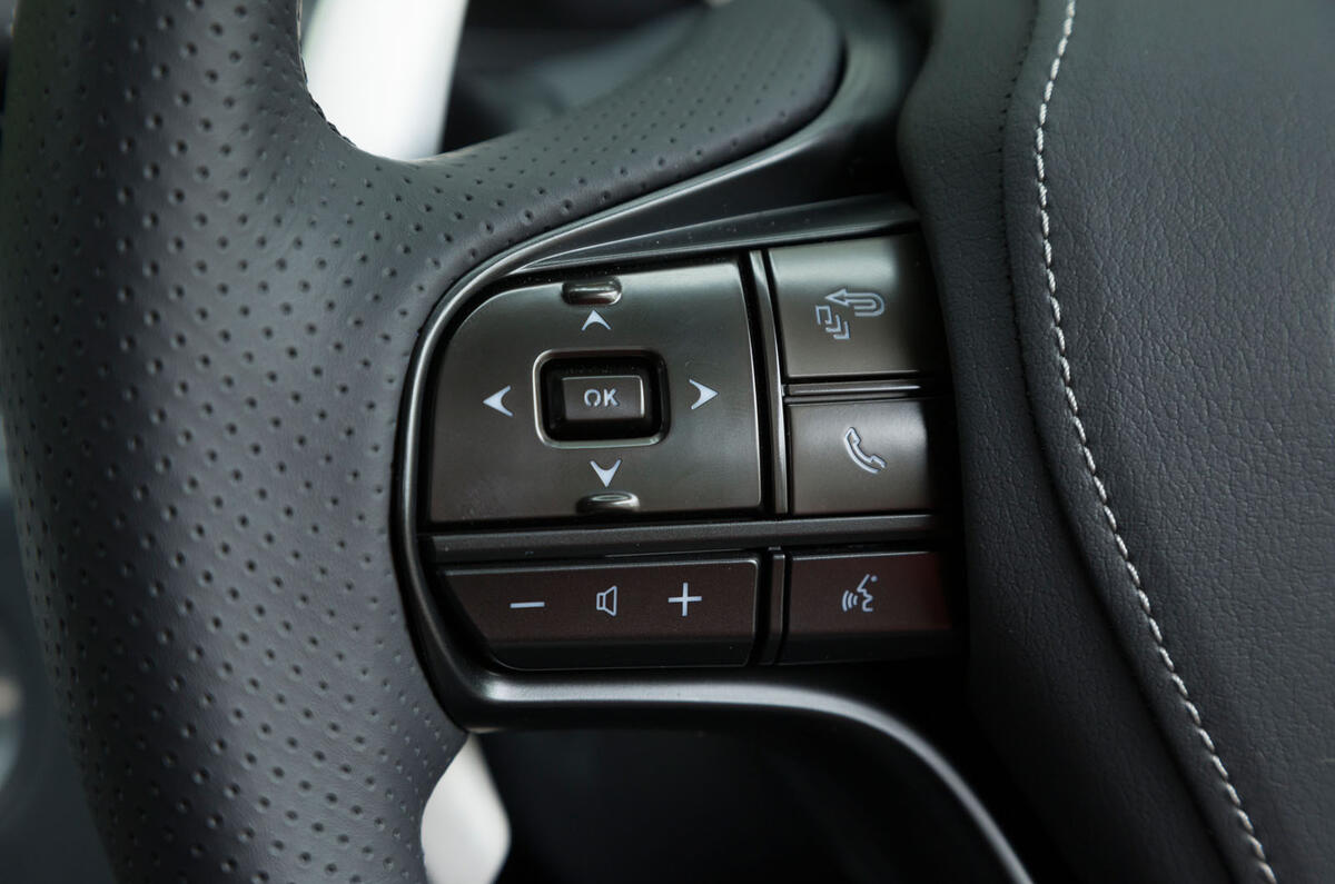 Lexus LC500 steering wheel switches
