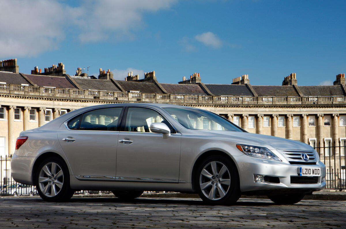 Lexus LS600h updated