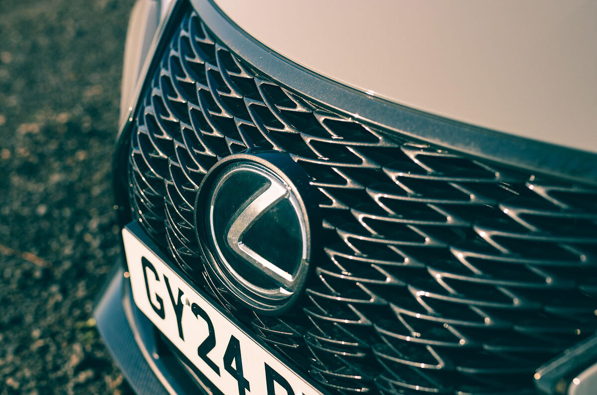 Lexus RCF Ultimate 2024 grille badge 4 Lexus RCF Ultimate 2024 grille badge 4