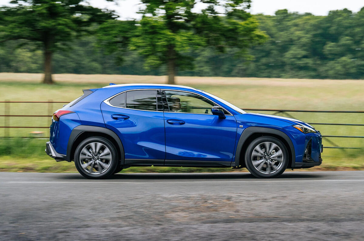 lexus ux300h review 2024 02 side panning lexus ux300h review 2024 02 side panning