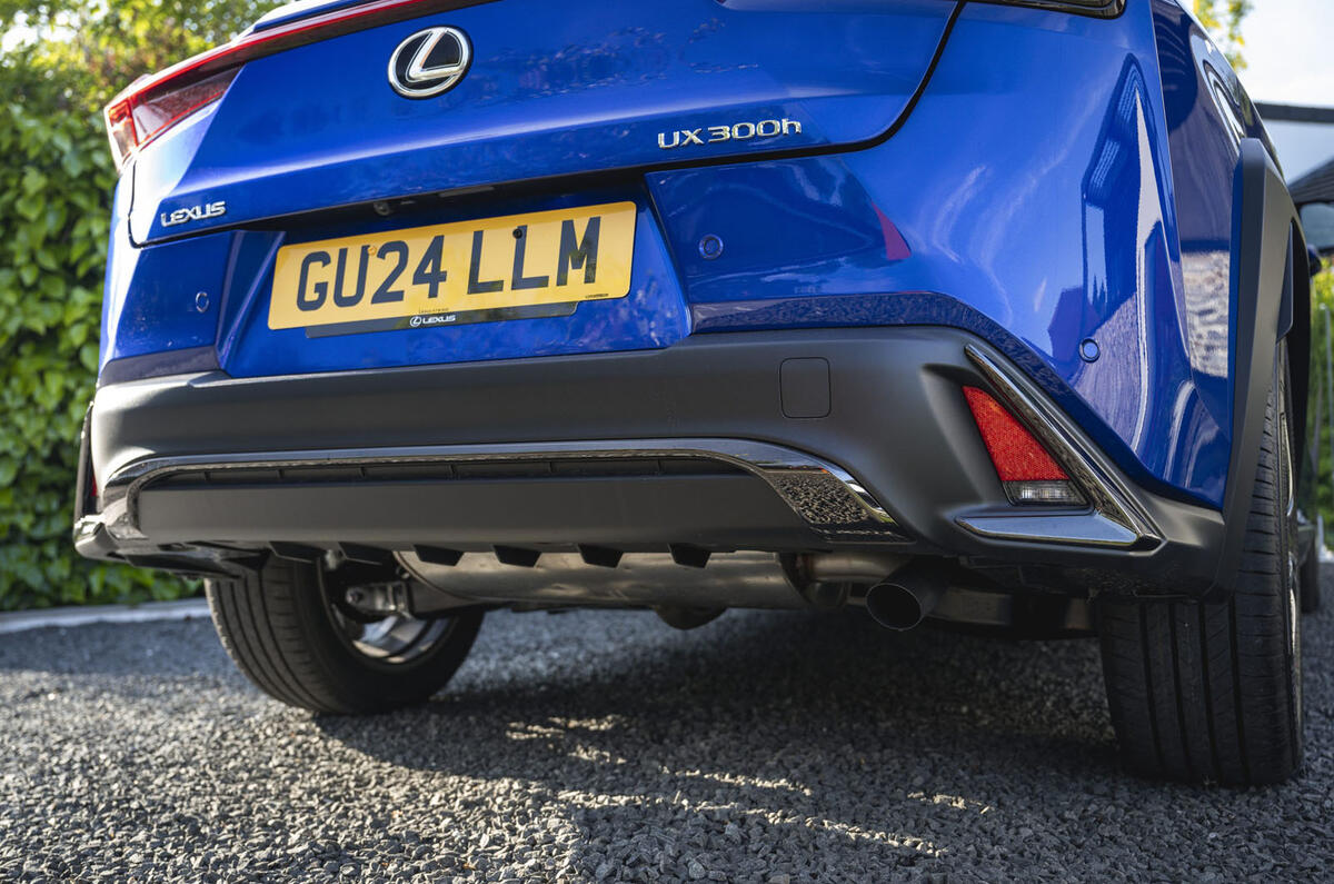 lexus ux300h review 2024 07 diffuser lexus ux300h review 2024 07 diffuser