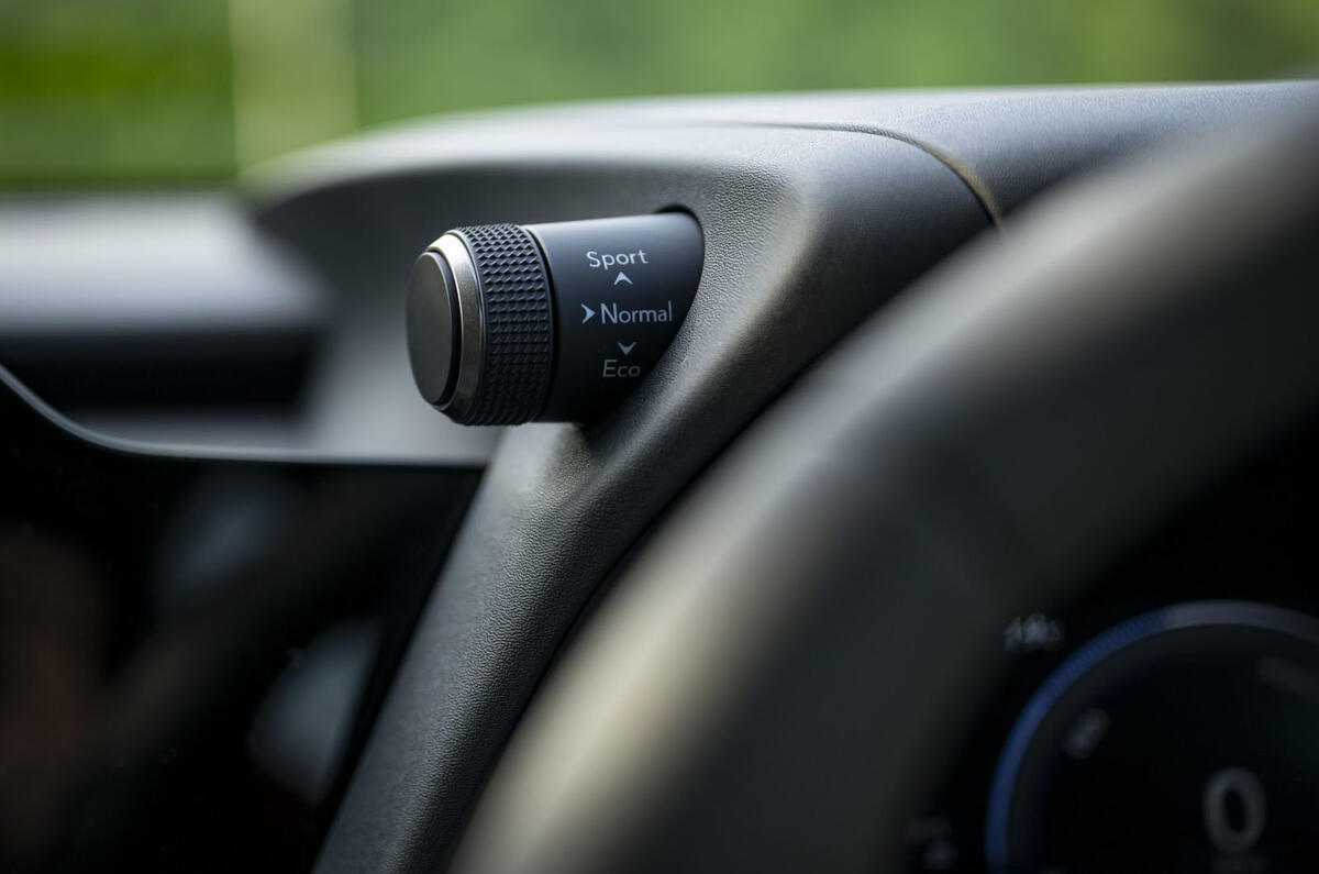 lexus ux300h review 2024 17 modes lexus ux300h review 2024 17 modes