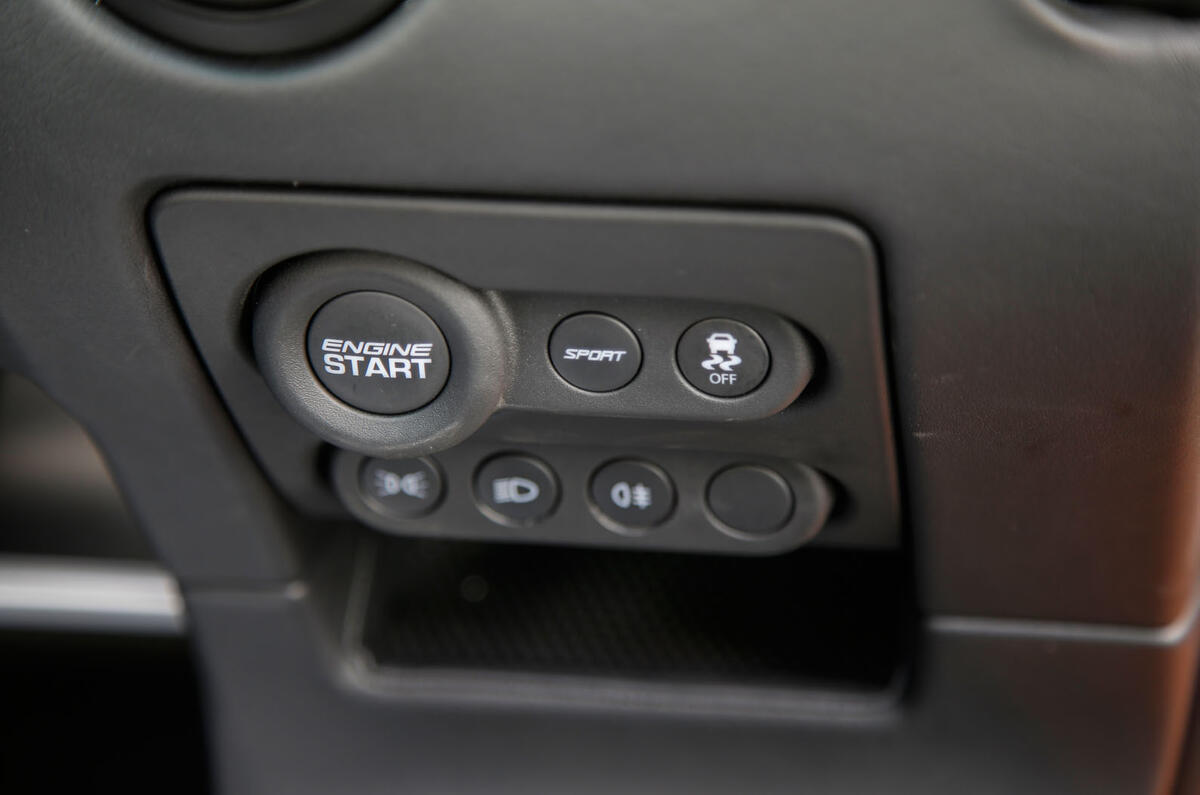 Lotus Elise Cup 250 ignition 