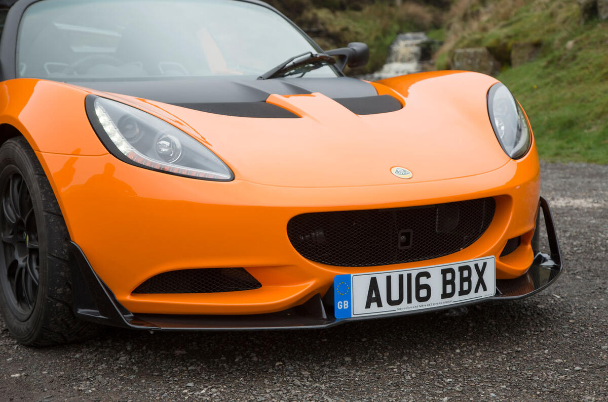 Lotus Elise Cup 250 front splitter