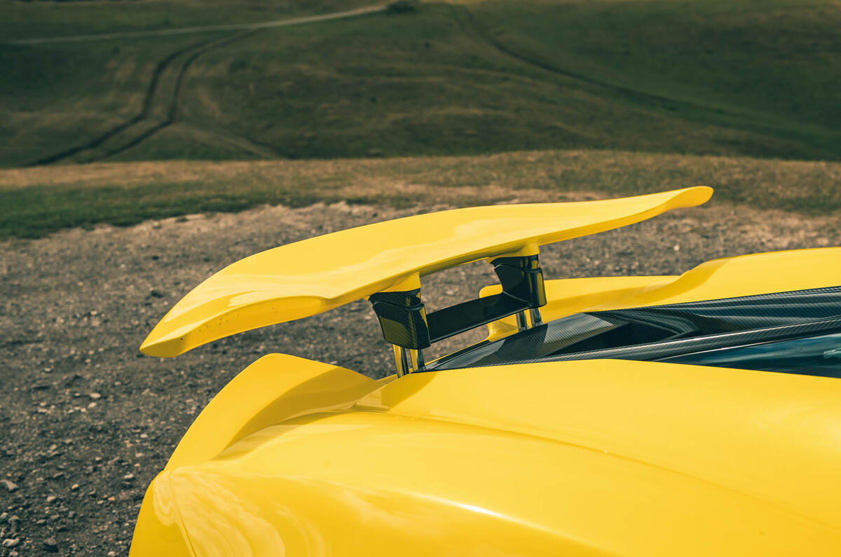 Lotus Evija avis 2025 021