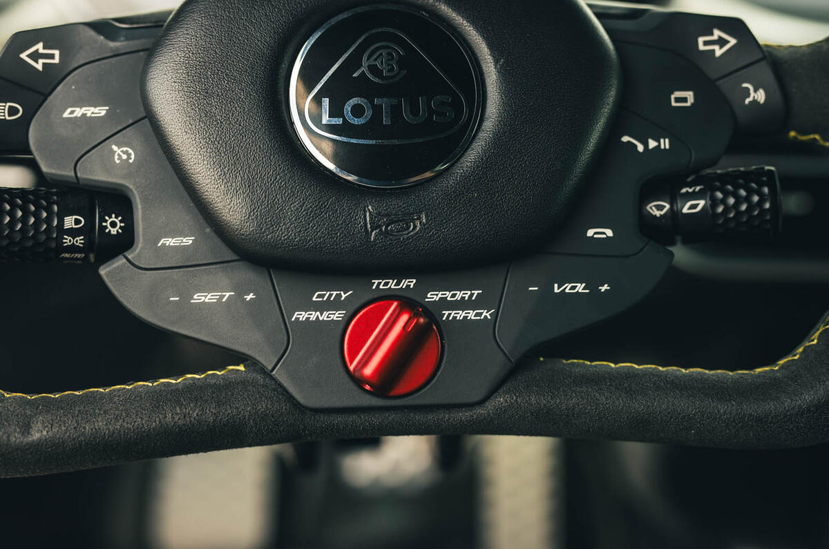 Lotus Evija avis 2025 034