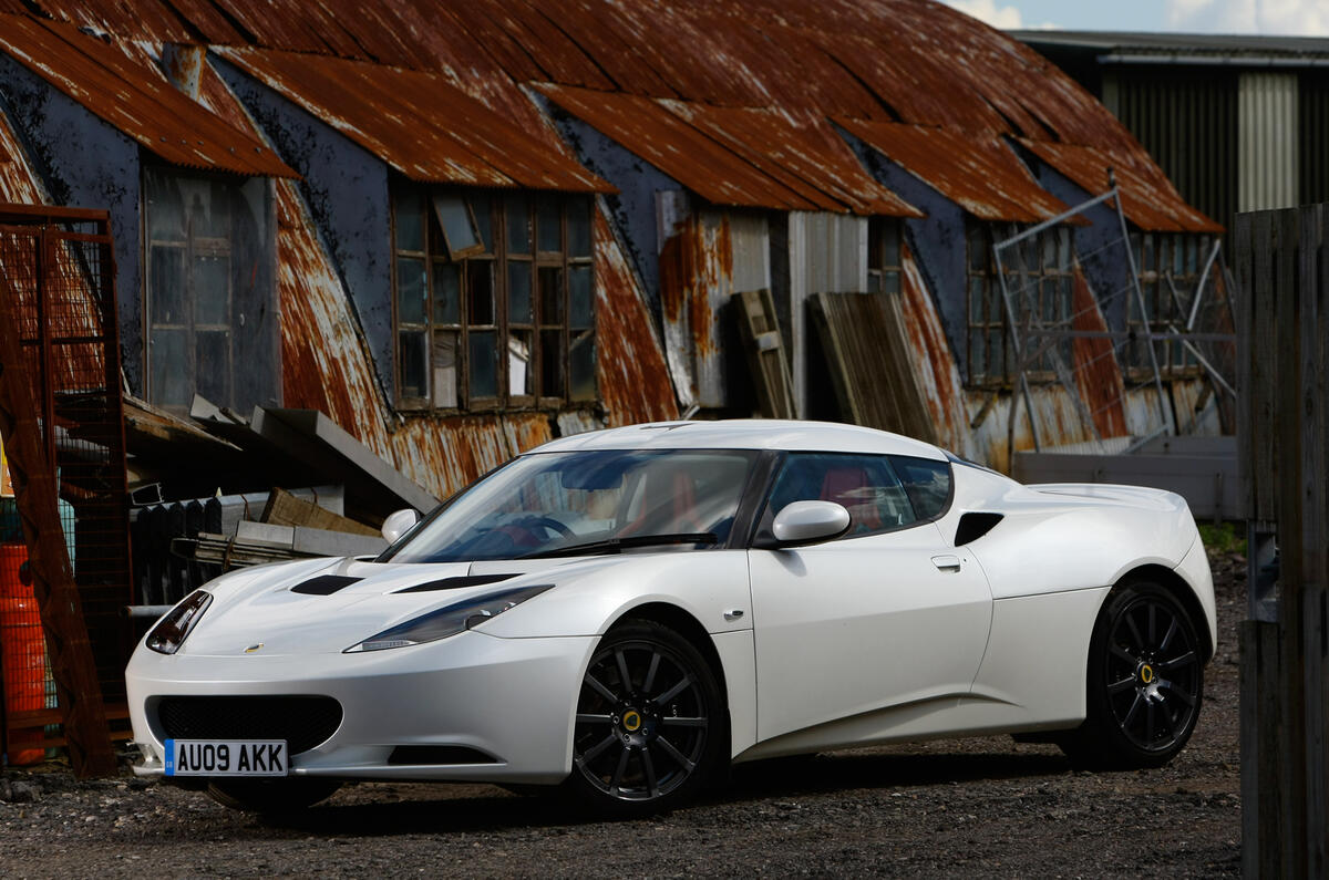 An outstanding driver’s car, but its GT qualities could be improved 4 star Lotus Evora