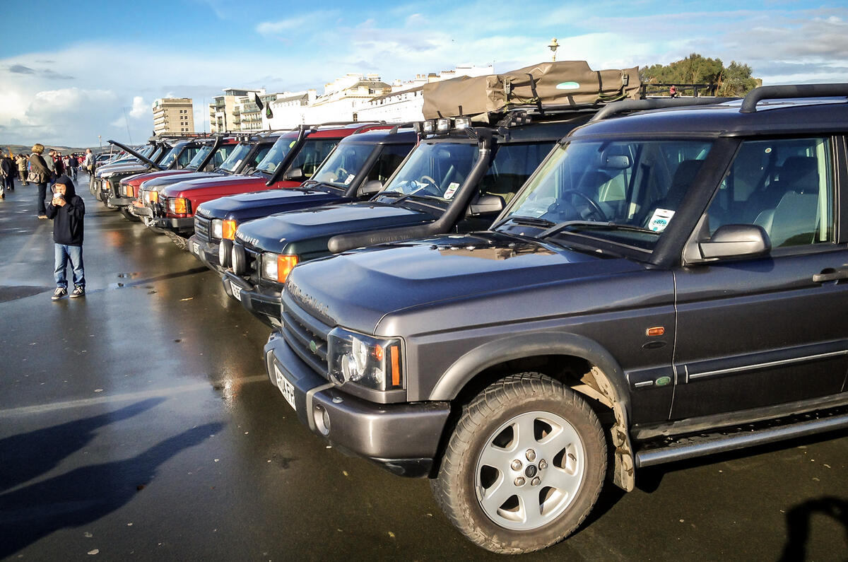 no title In praise of the 25-year-old Land Rover Discovery