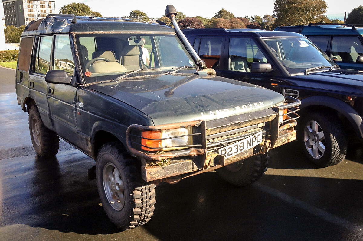 no title In praise of the 25-year-old Land Rover Discovery