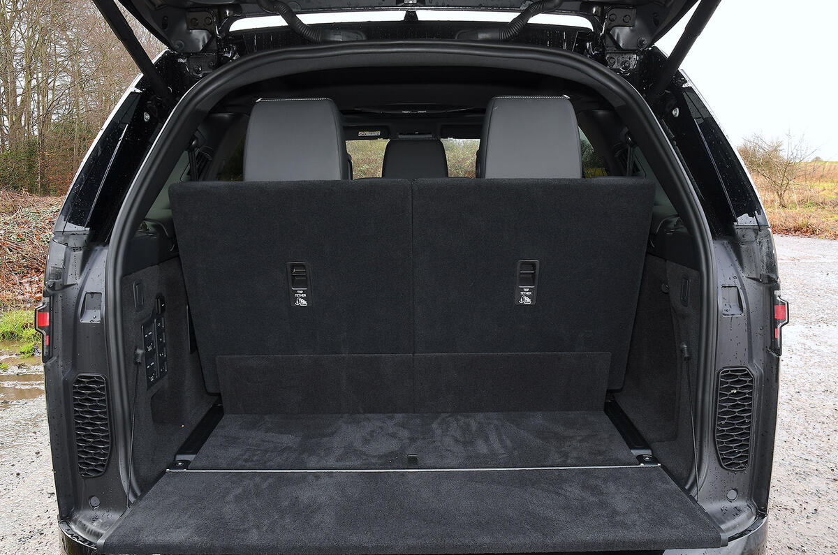 LR Discovery XXXV 2025 JB20250128 7662 LR Discovery XXXV 2025 JB20250128 7662