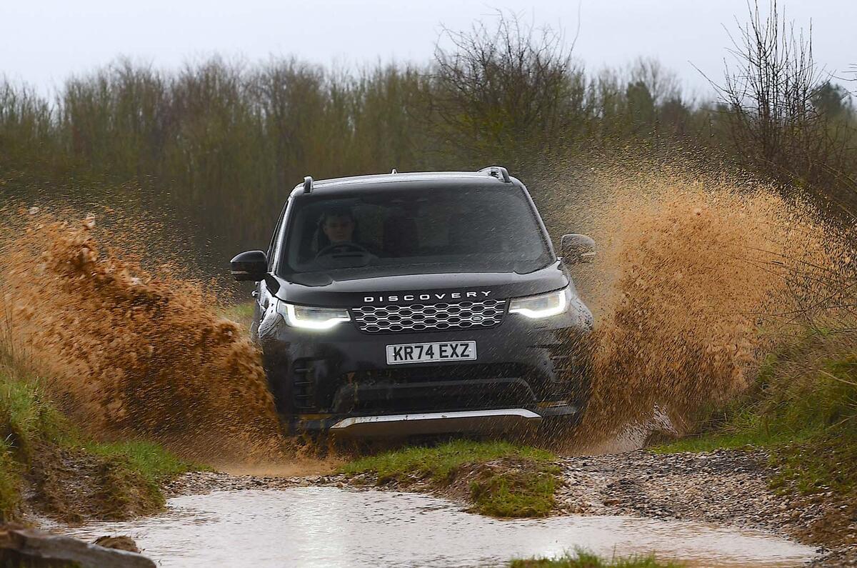 LR Discovery XXXV 2025 JB20250128 7691 LR Discovery XXXV 2025 JB20250128 7691