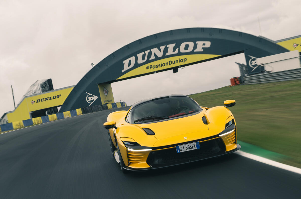 LUC Ferrari Daytona SP3 2022 0062 1600x1067 33129443 e085 41e7 886d 69c752cf8986