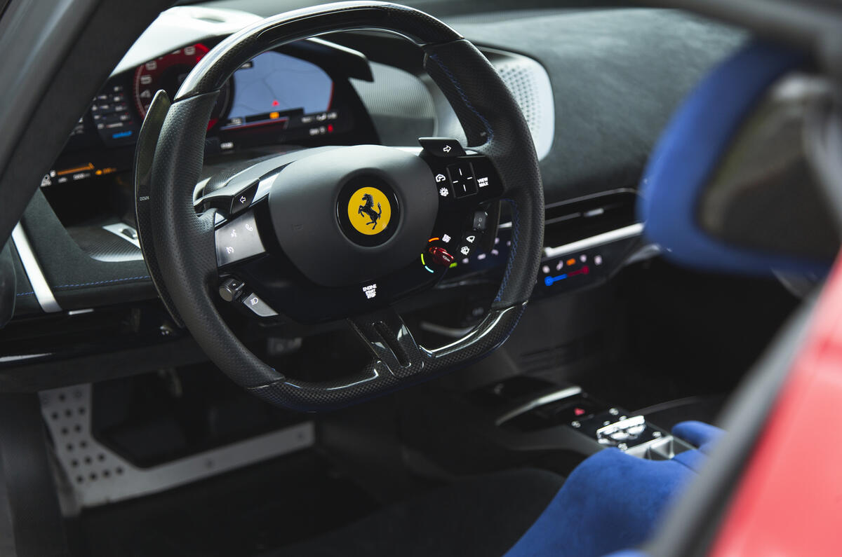 LUC Ferrari Daytona SP3 2022 0114 1600x1067 7e14314c c647 4459 9e61 46ce79574990