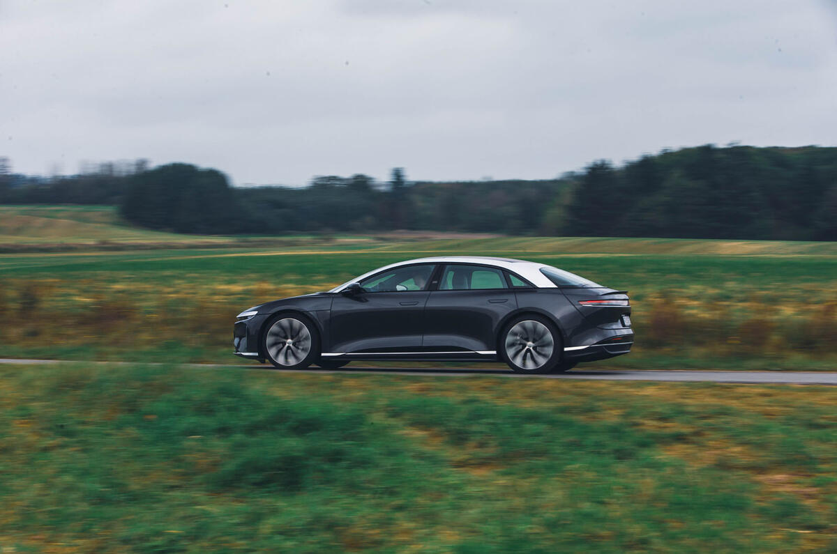 lucid air touring pan jh 9