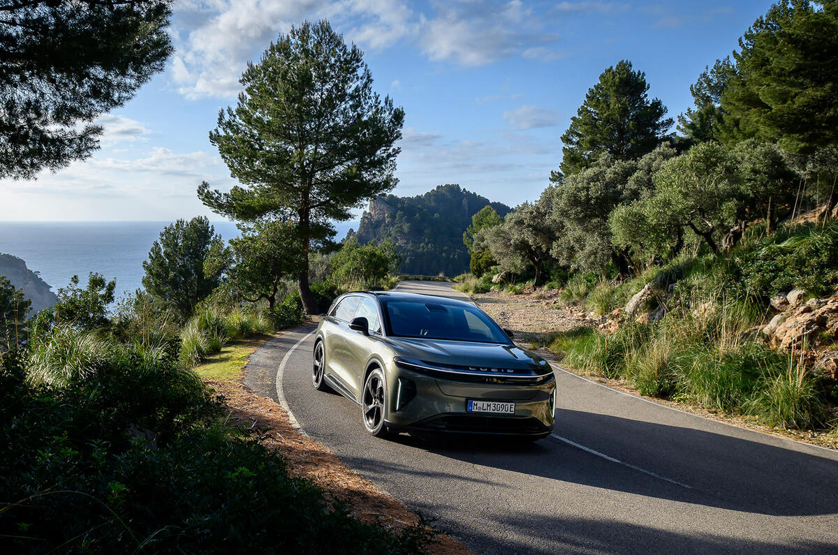 Lucid Gravity review 2026 026