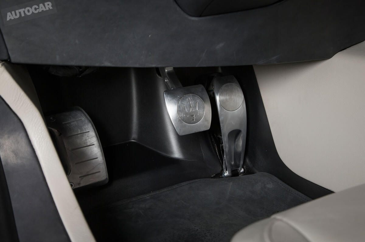 Maserati Alfieri - exclusive studio pictures Maserati Alfieri - exclusive studio pictures