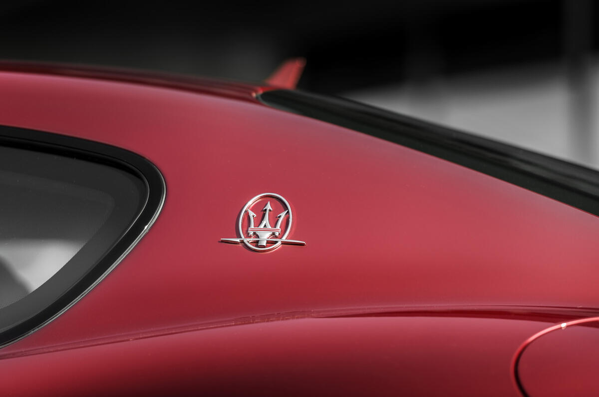 Maserati GranTurismo badging