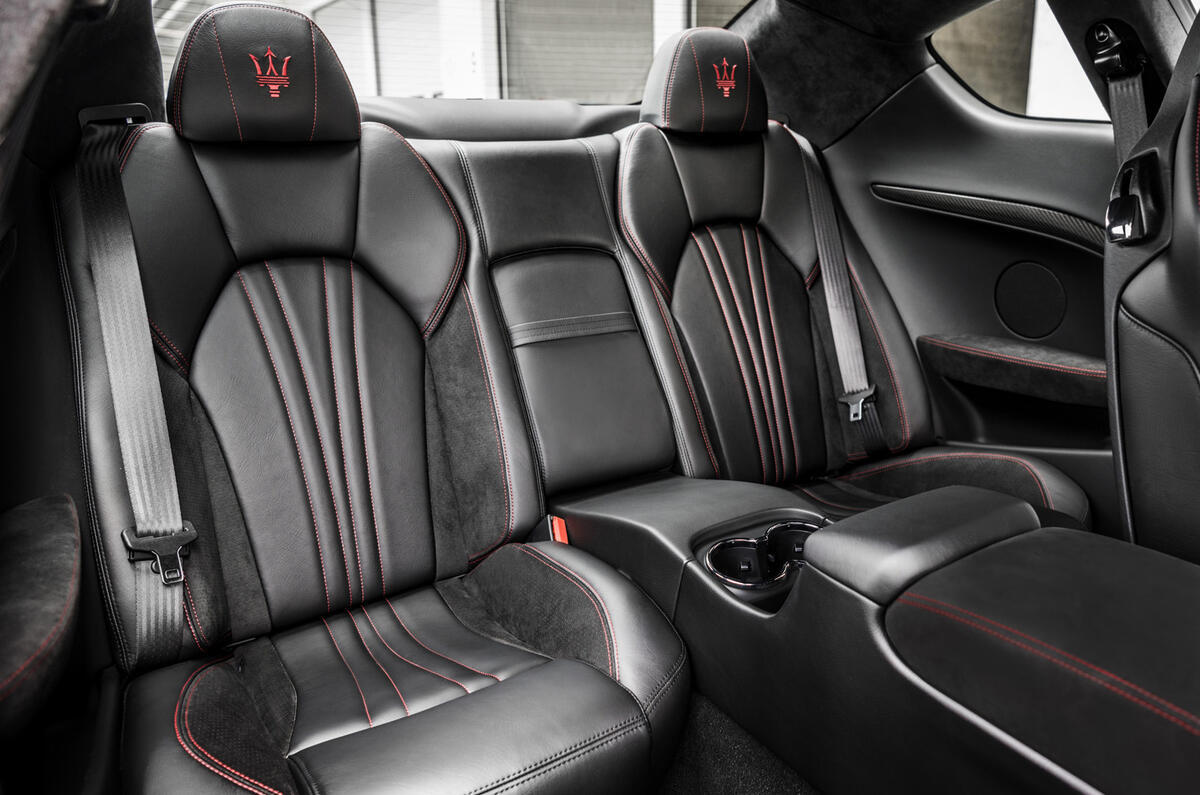 Maserati GranTurismo rear seats