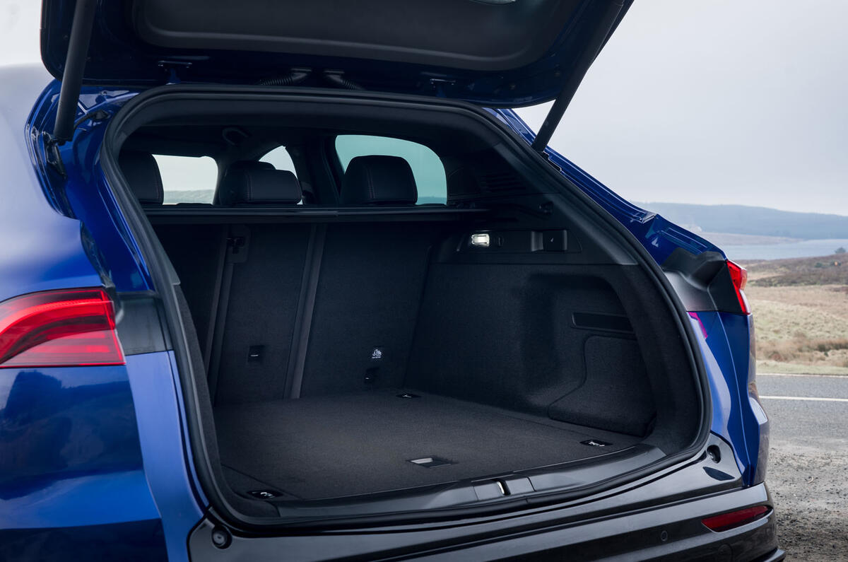 Maserati Grecale Folgore 2025 Review boot 139