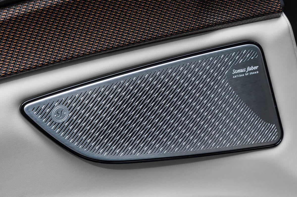 Maserati Grecale Folgore 2025 Review speaker grille 4