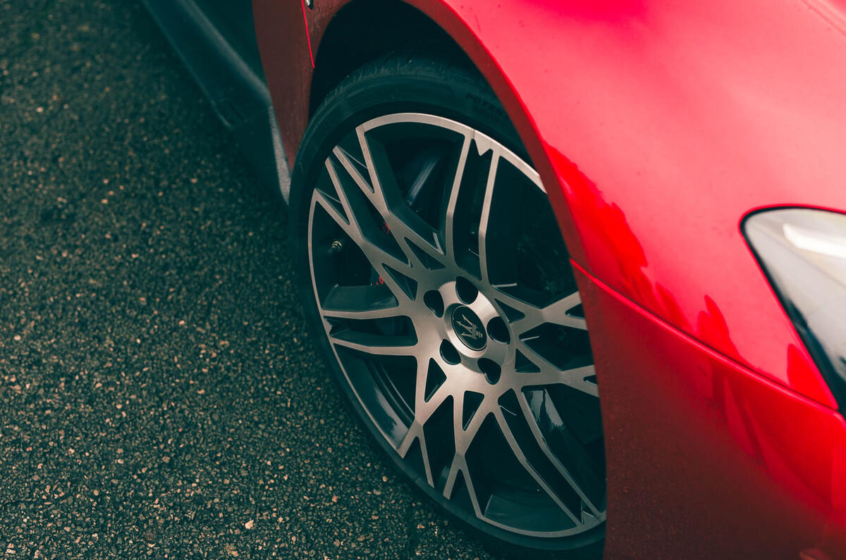 Maserati MC20 Celio review 2024 05 wheel
