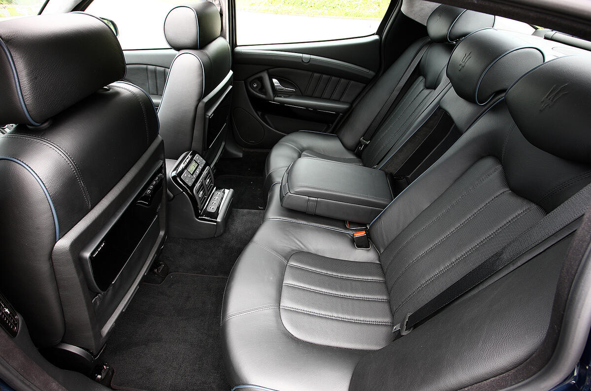 Maserati Quattroporte rear seats