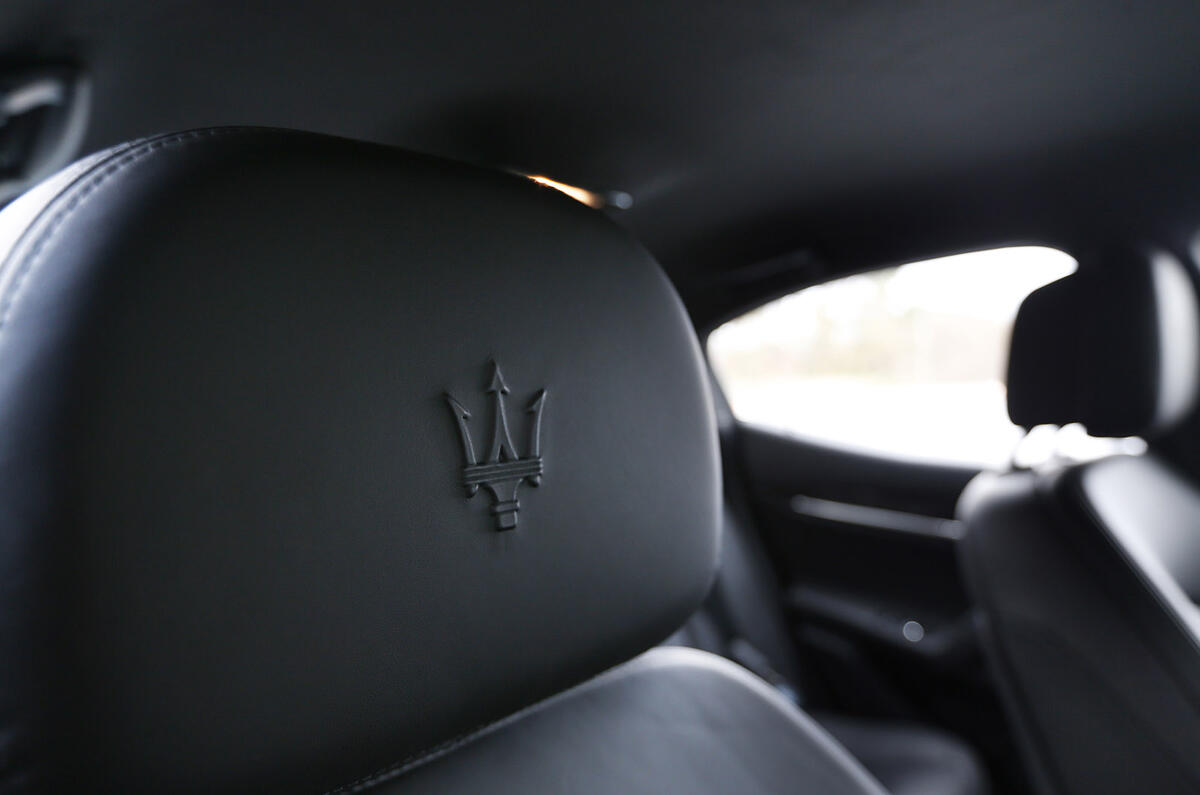 Maserati Ghibli front seats
