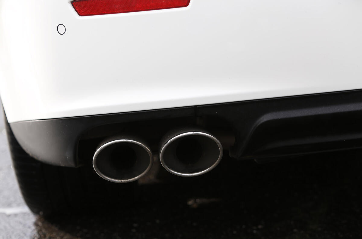 Maserati Ghibli quad exhaust system
