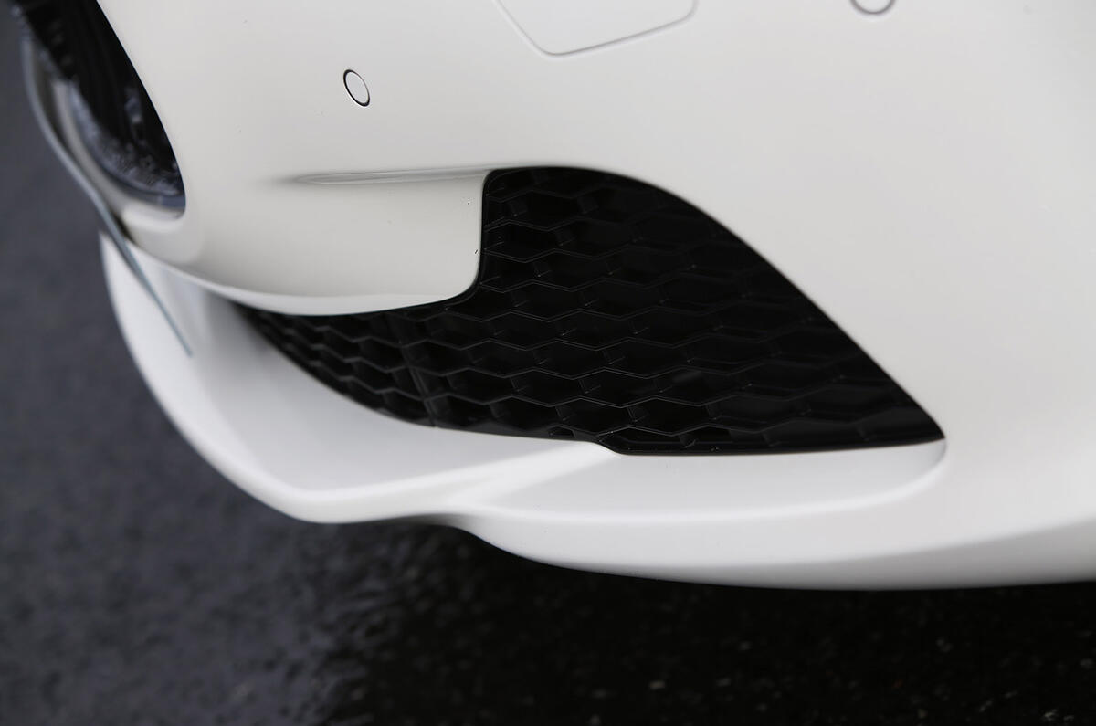 Maserati Ghibli front air intakes