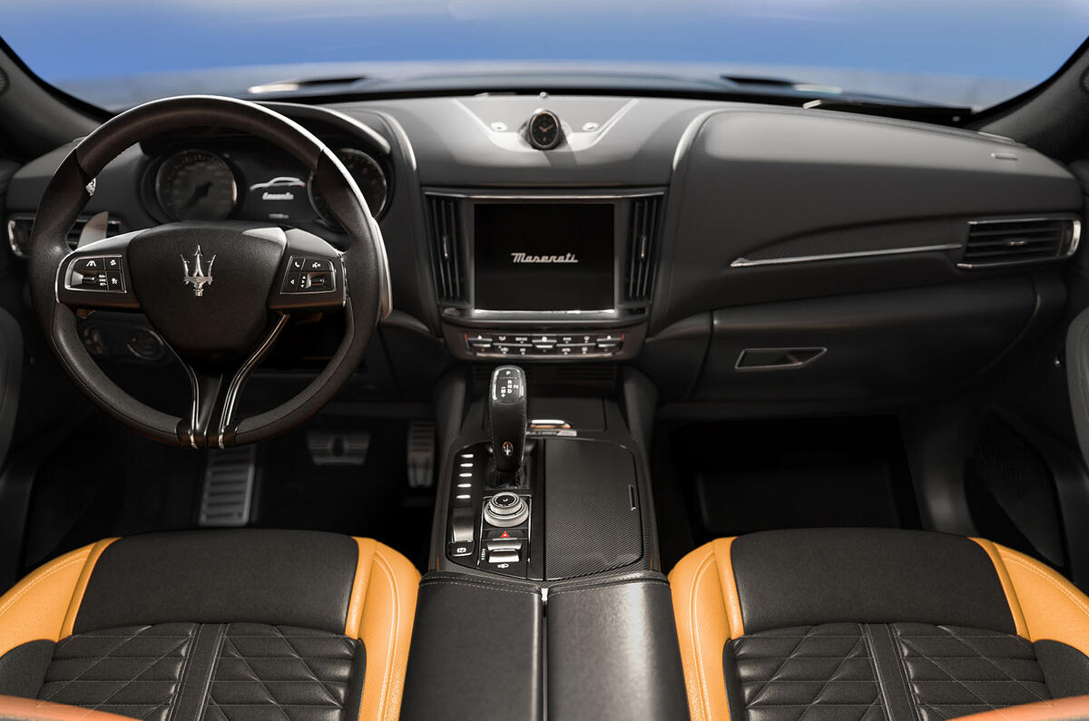 maserqati levante v8 ultima review 07 dash maserqati levante v8 ultima review 07 dash