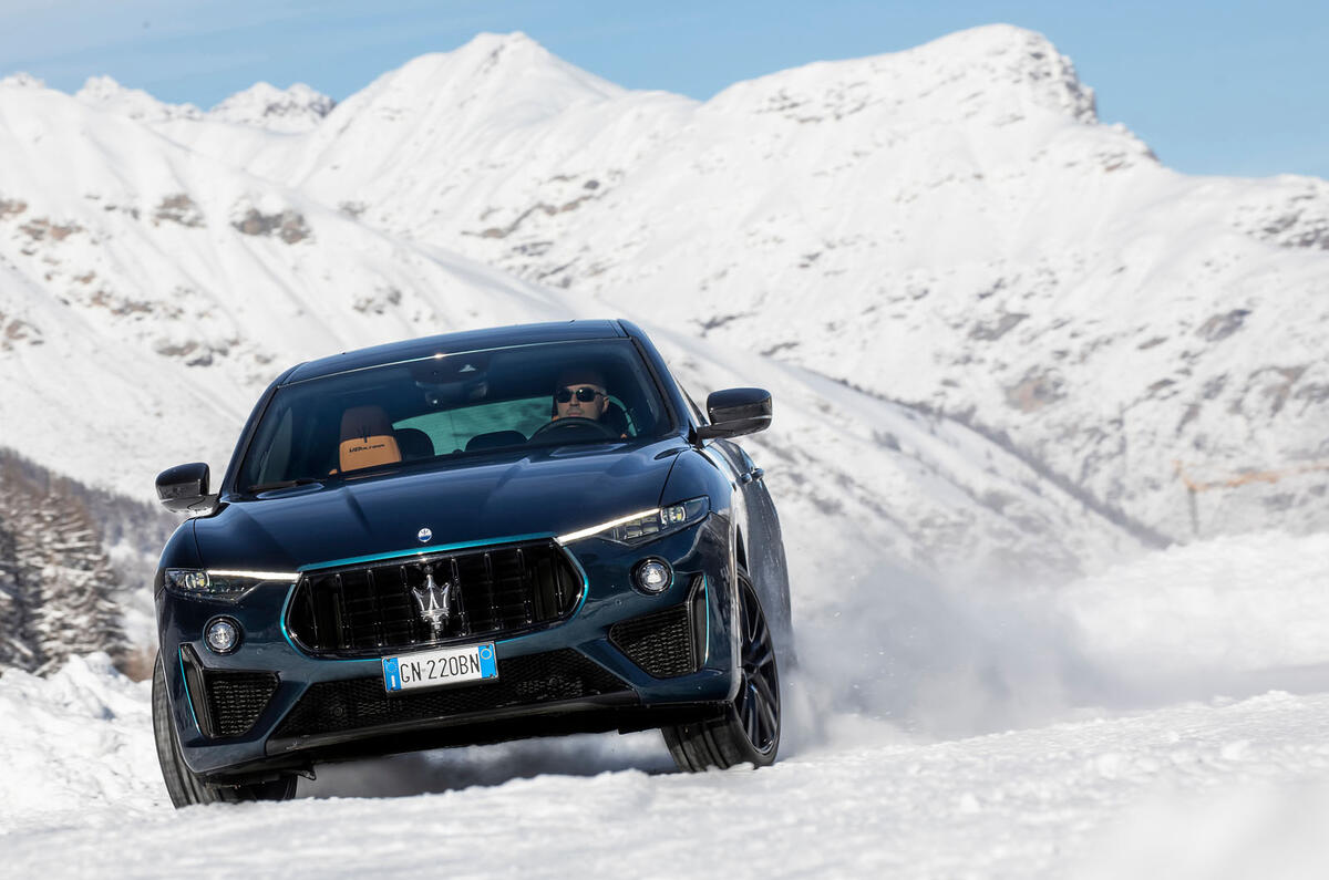 maserqati levante v8 ultima review 19 drift front maserqati levante v8 ultima review 19 drift front