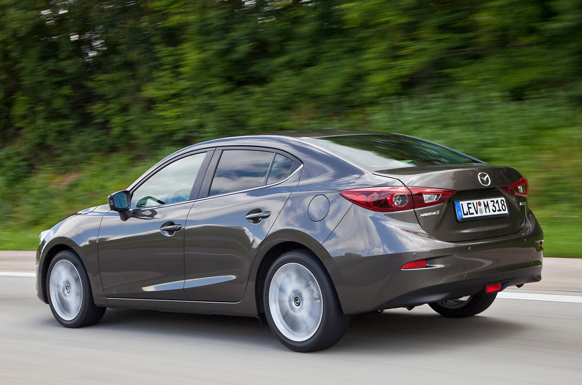 Mazda 3 Fastback unveiled