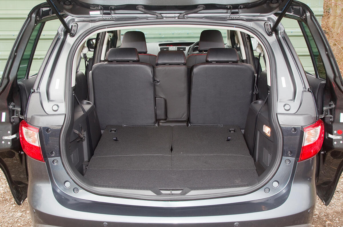 Small Cars With Third Row Seating Small Cars With Third Row Seating