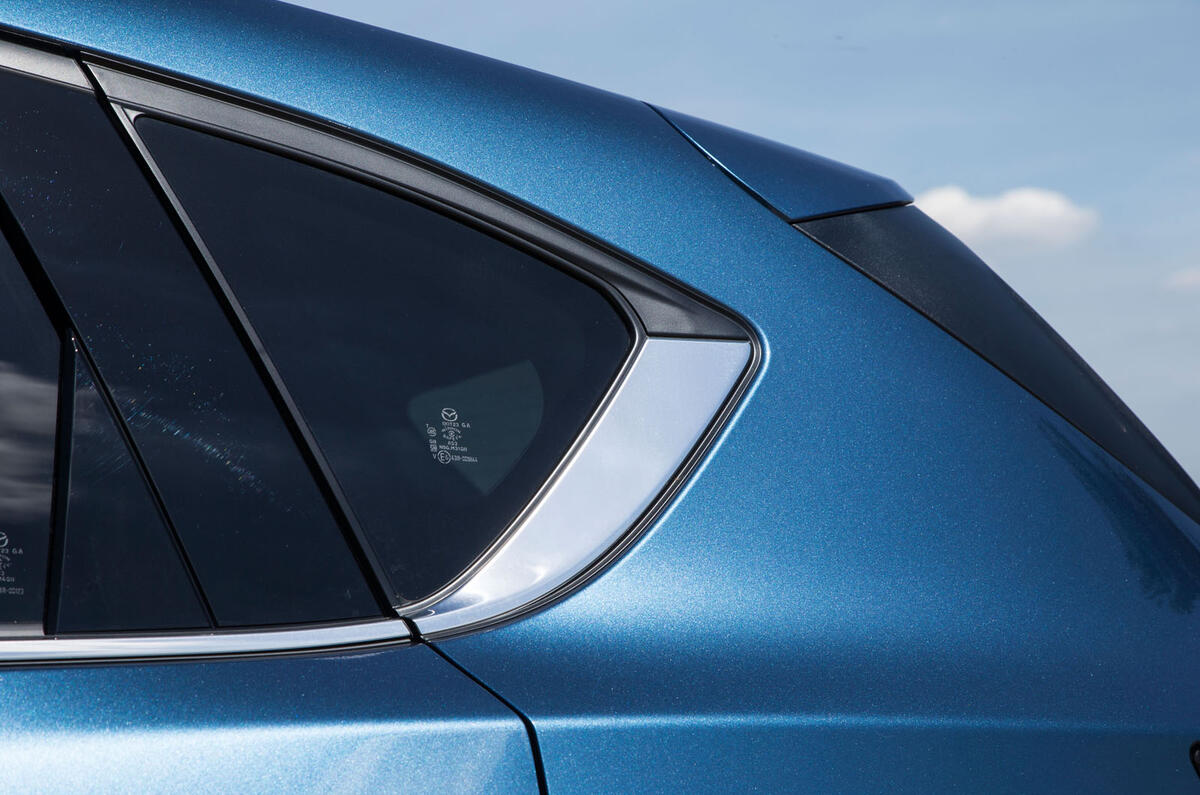 Mazda CX-5 rear window