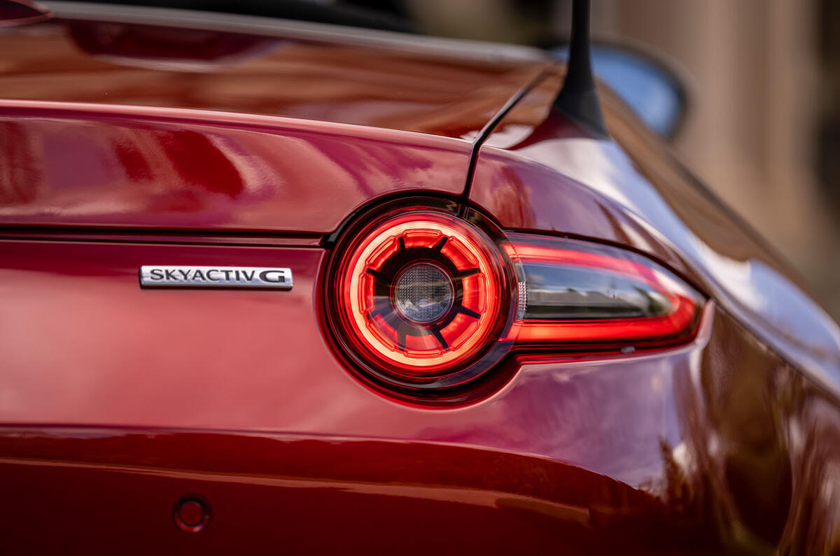 Mazda MX 5 2026 005