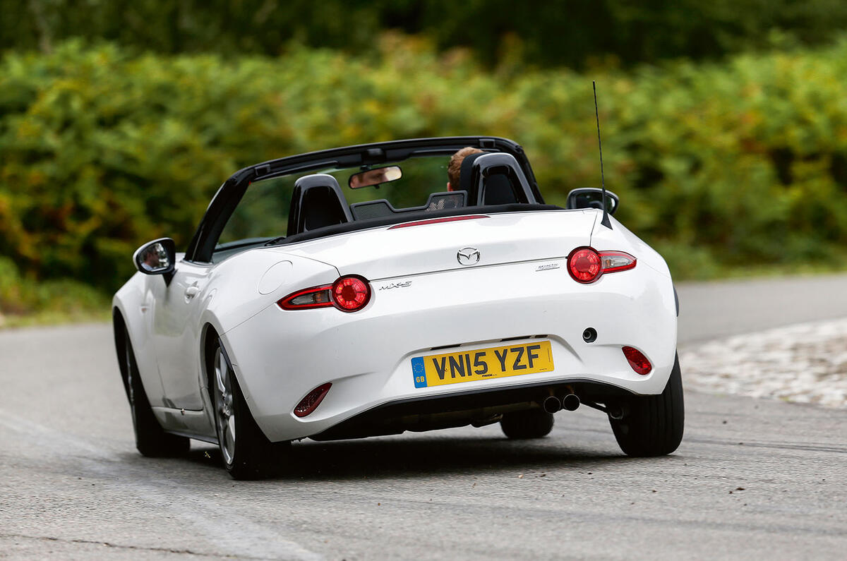 mazda-mx-5-road-test-2015-0002 taciki.ru