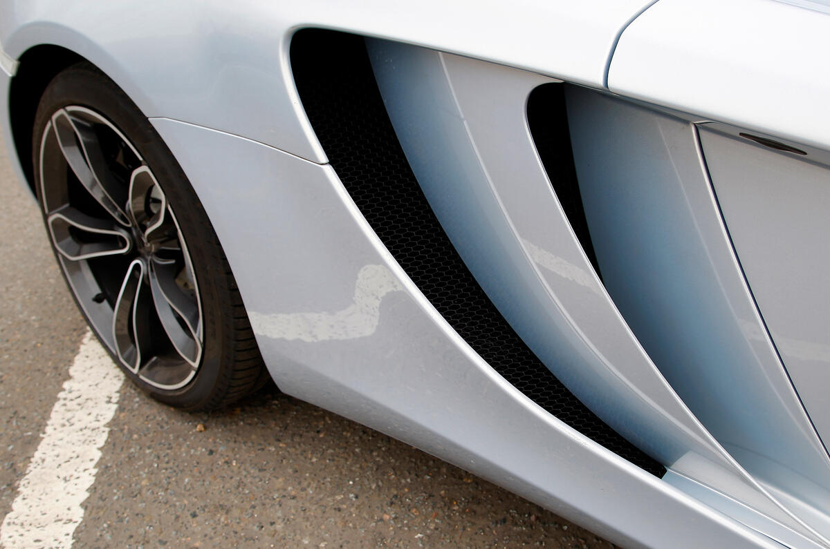 McLaren 12C Spider side air vents