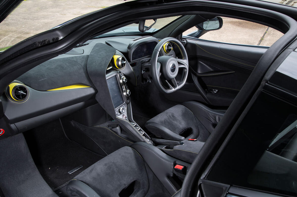 McLaren 720S interior