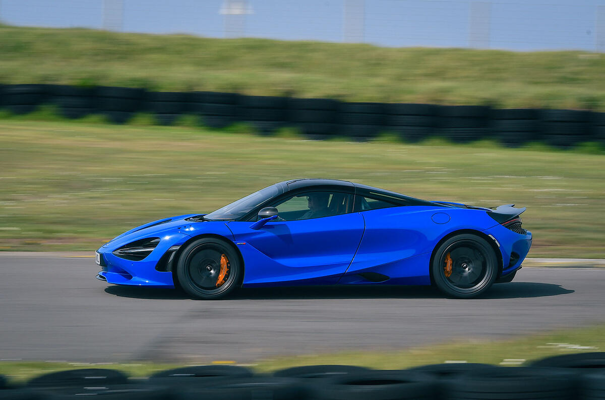 mclaren 750s review 2024 03 side panning mclaren 750s review 2024 03 side panning