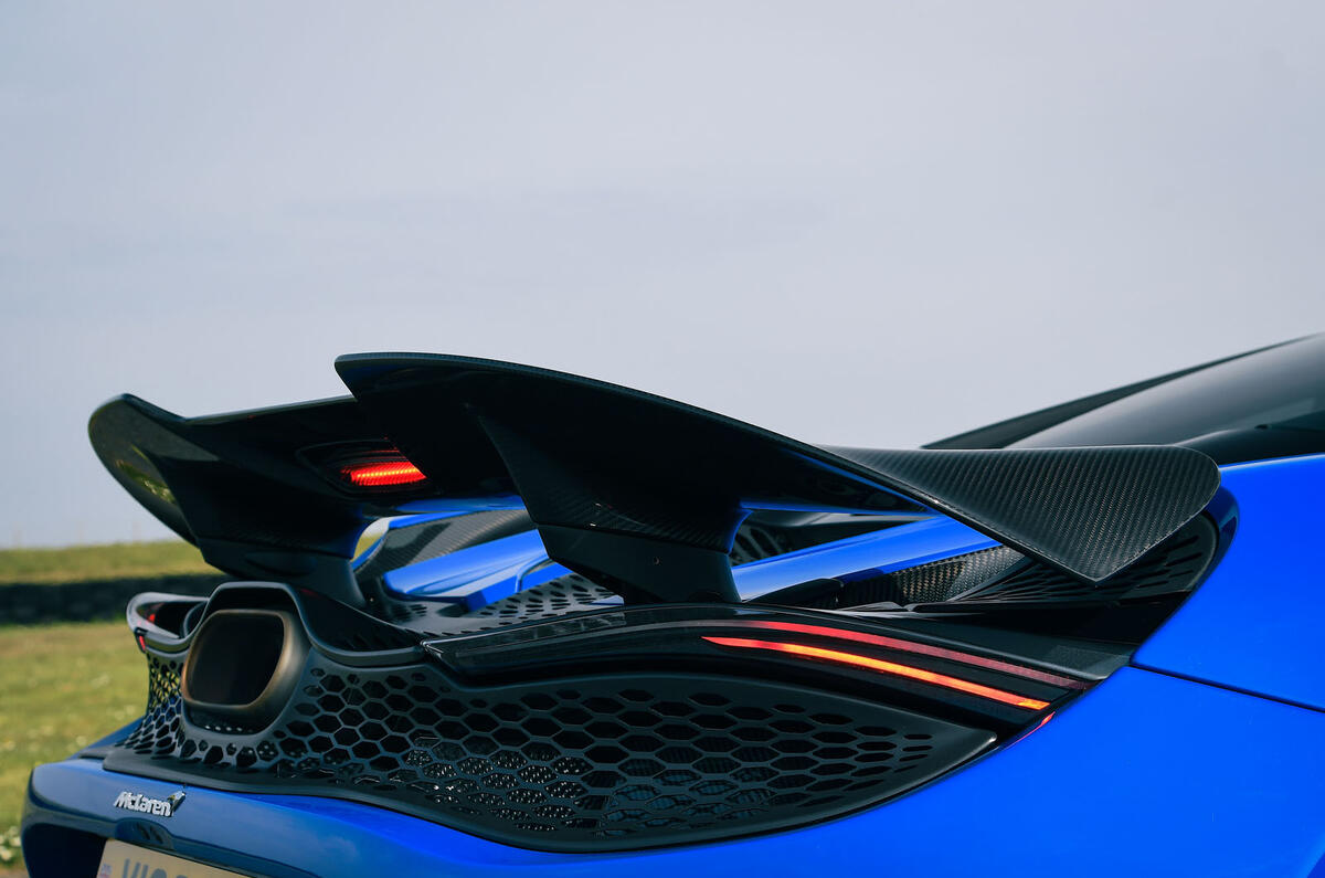 mclaren 750s review 2024 09 wing mclaren 750s review 2024 09 wing