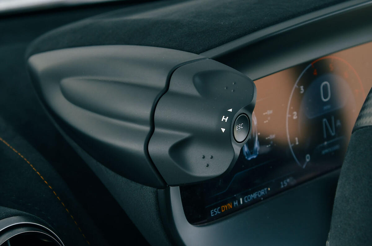 mclaren 750s review 2024 24 swtichgear mclaren 750s review 2024 24 swtichgear