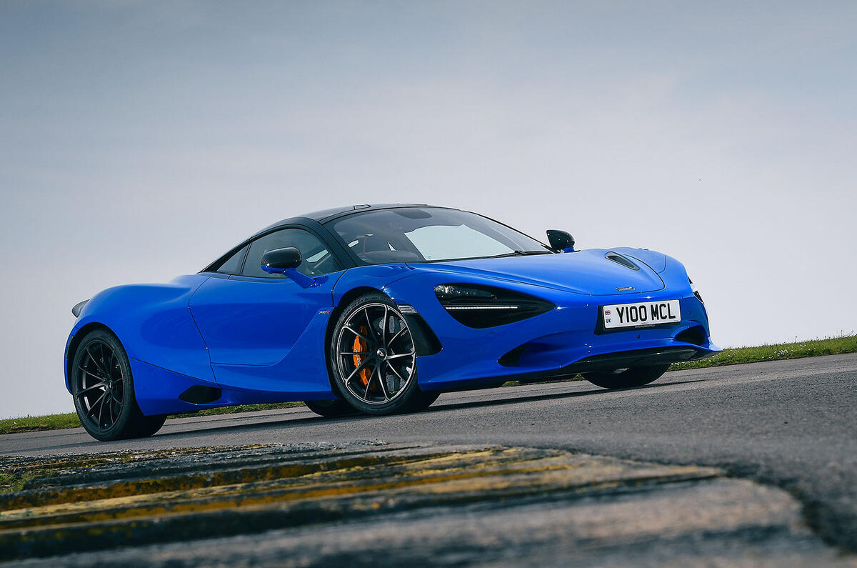 mclaren 750s review 2024 32 front static mclaren 750s review 2024 32 front static